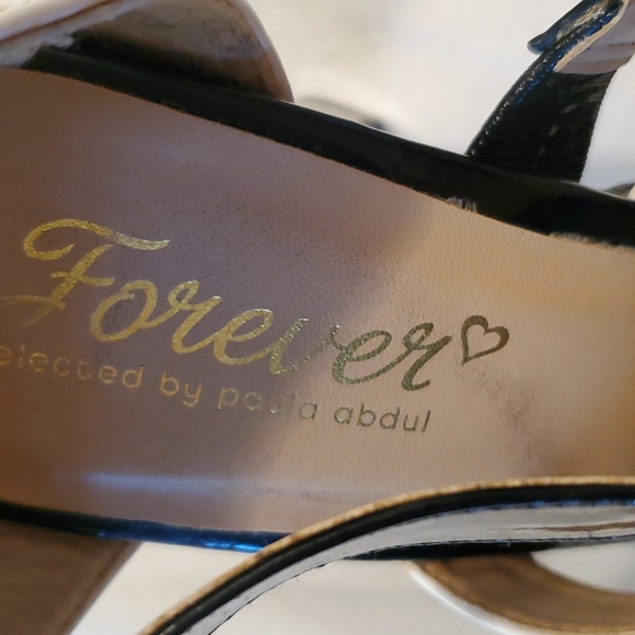 FOREVER by PAULA ABDUL, White and Black Heels size 10 - Picture 7 of 12